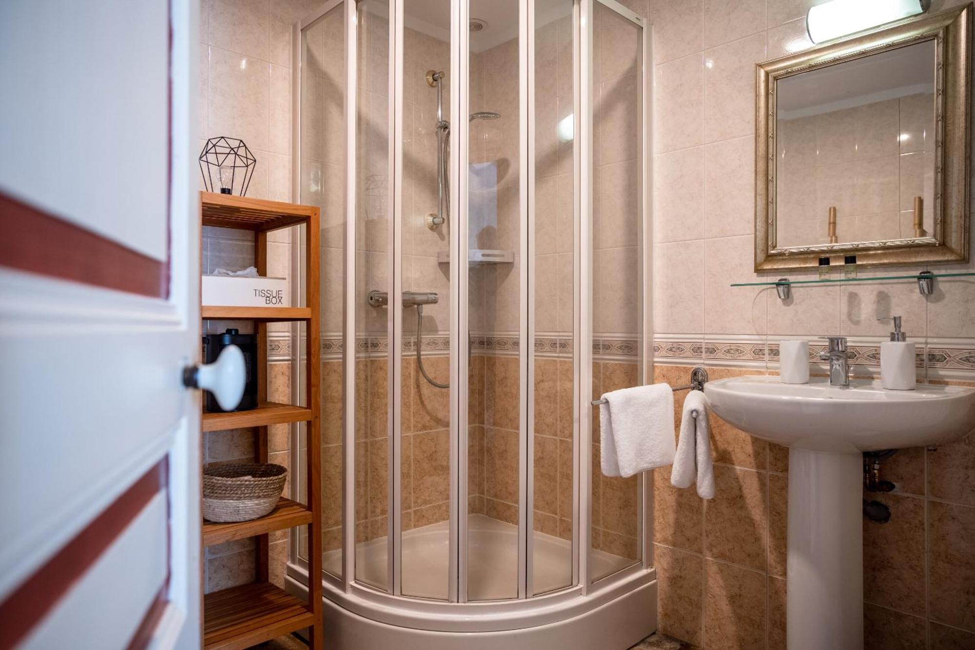 La Dominotte Bed and Breakfast Demigny Værelse billede